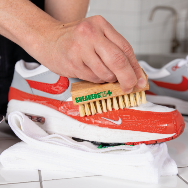 Cleaner: Premium Cleaning Duo Kit - Image 17